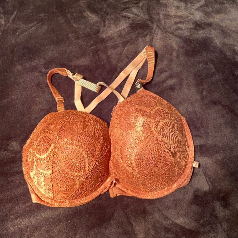 NWT Victoria’s Secret Bra